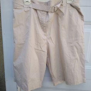 White Stag Women's Tan Shorts Size 18